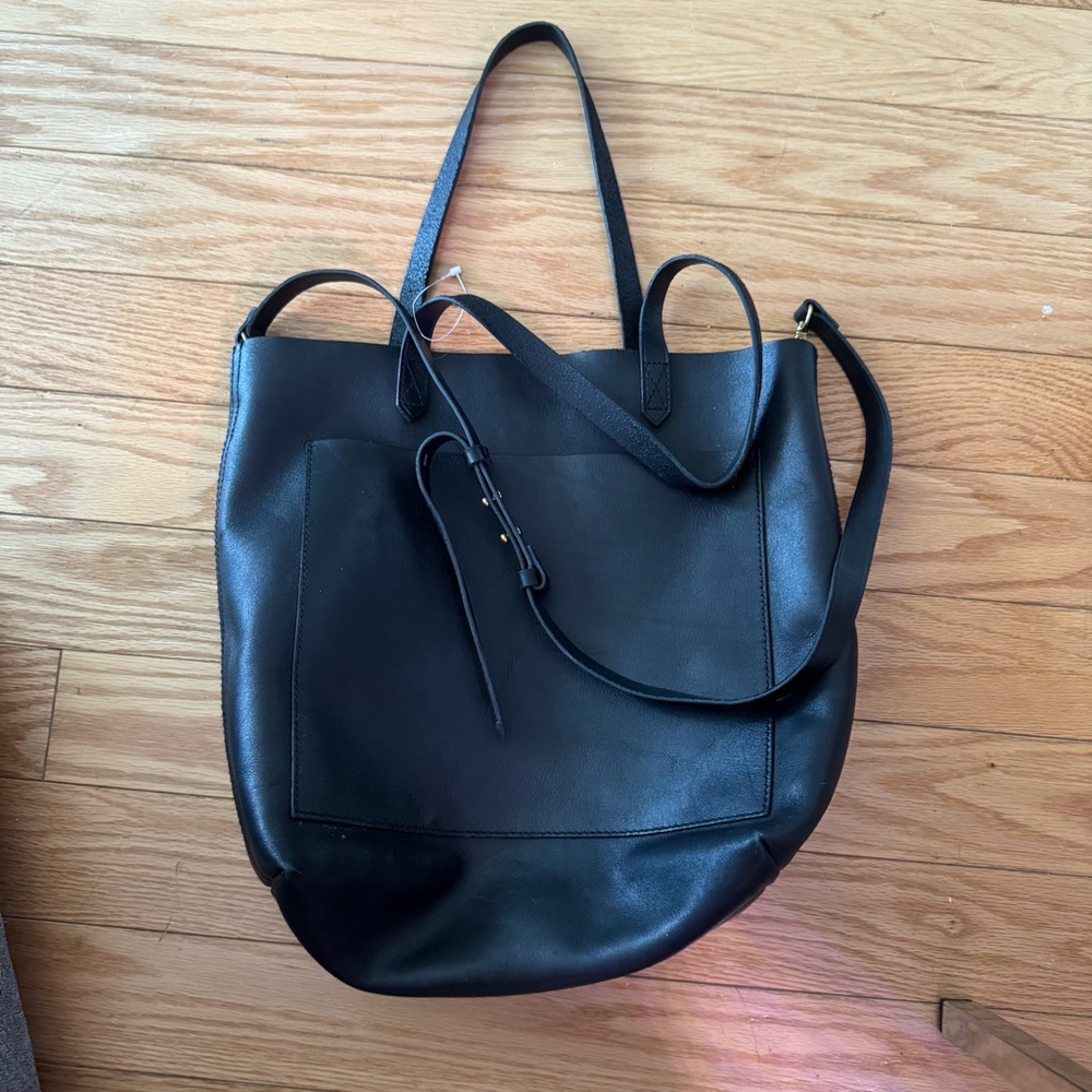 Madewell medium transport tote bag black leather crossbody